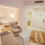 호텔 Cimenoglu 4*