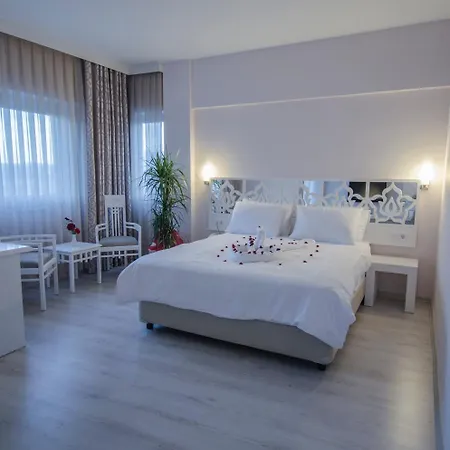 Cimenoglu Szálloda 4*