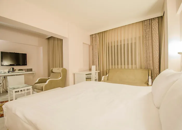 Cimenoglu Hotel 4*